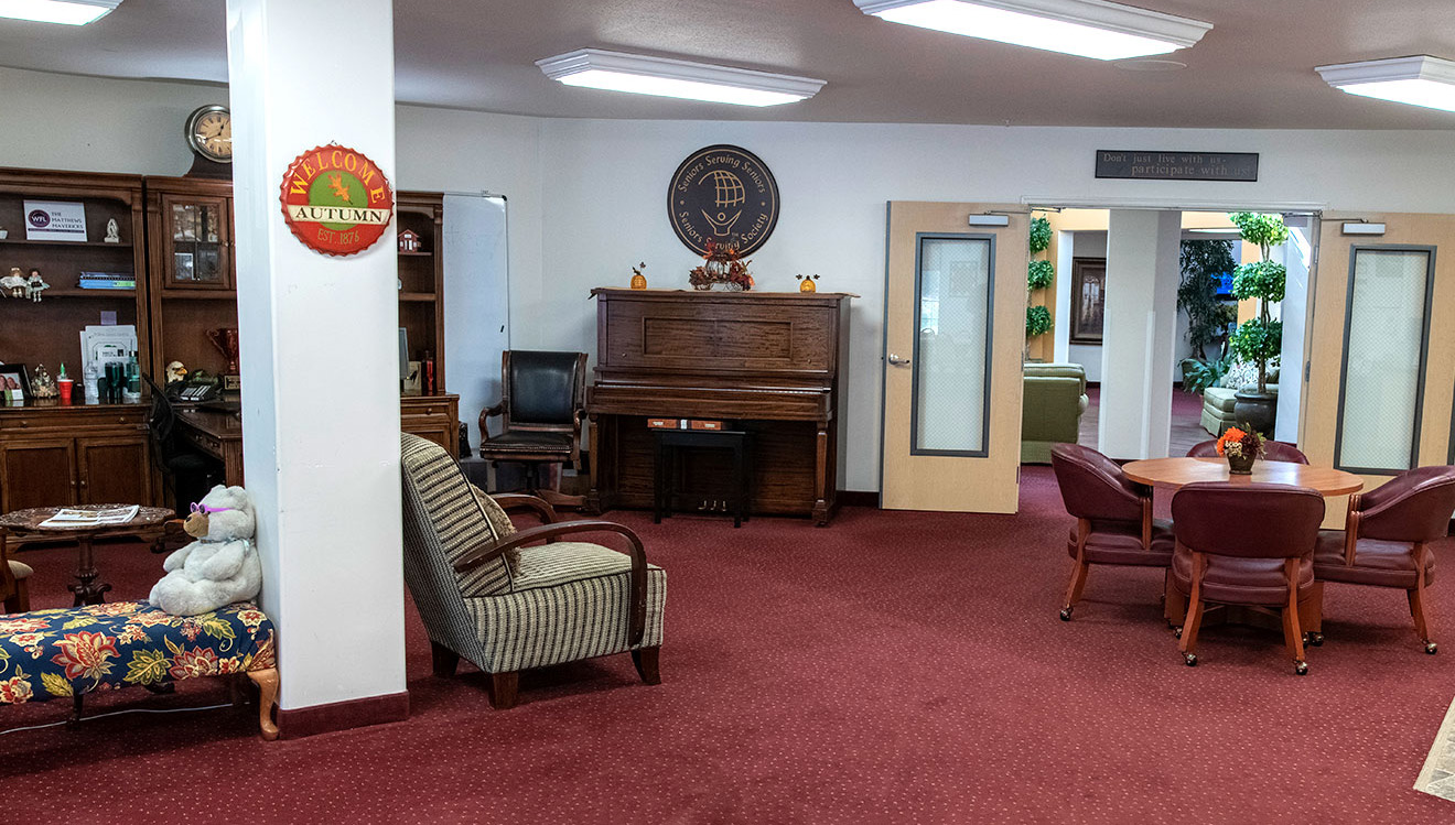 Senior Apartments Matthews, NC Holiday Willow Grove